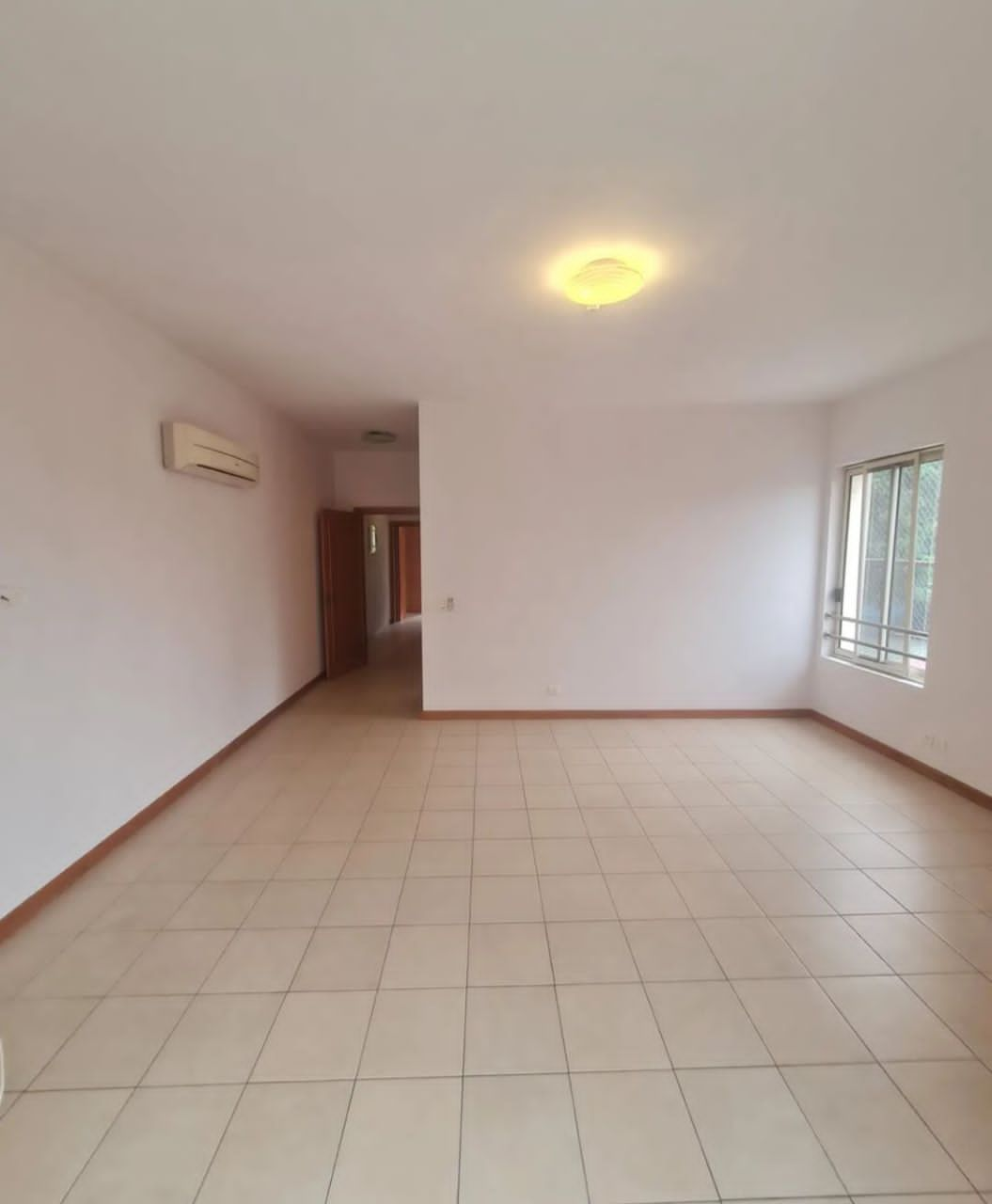 4Bedroom Flat For Rent 