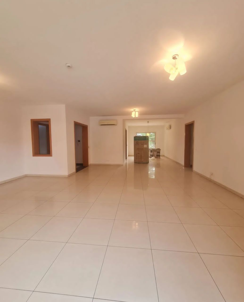 4Bedroom Flat For Rent 