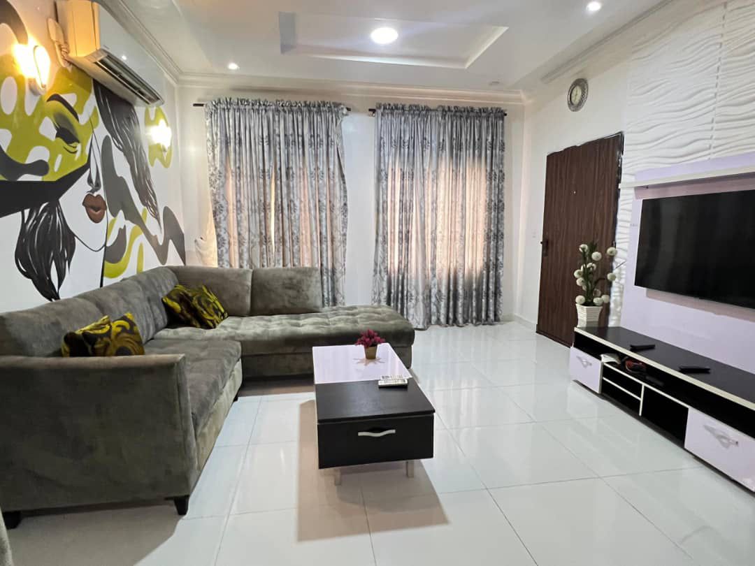 3Bedroom Flat In Lekki 