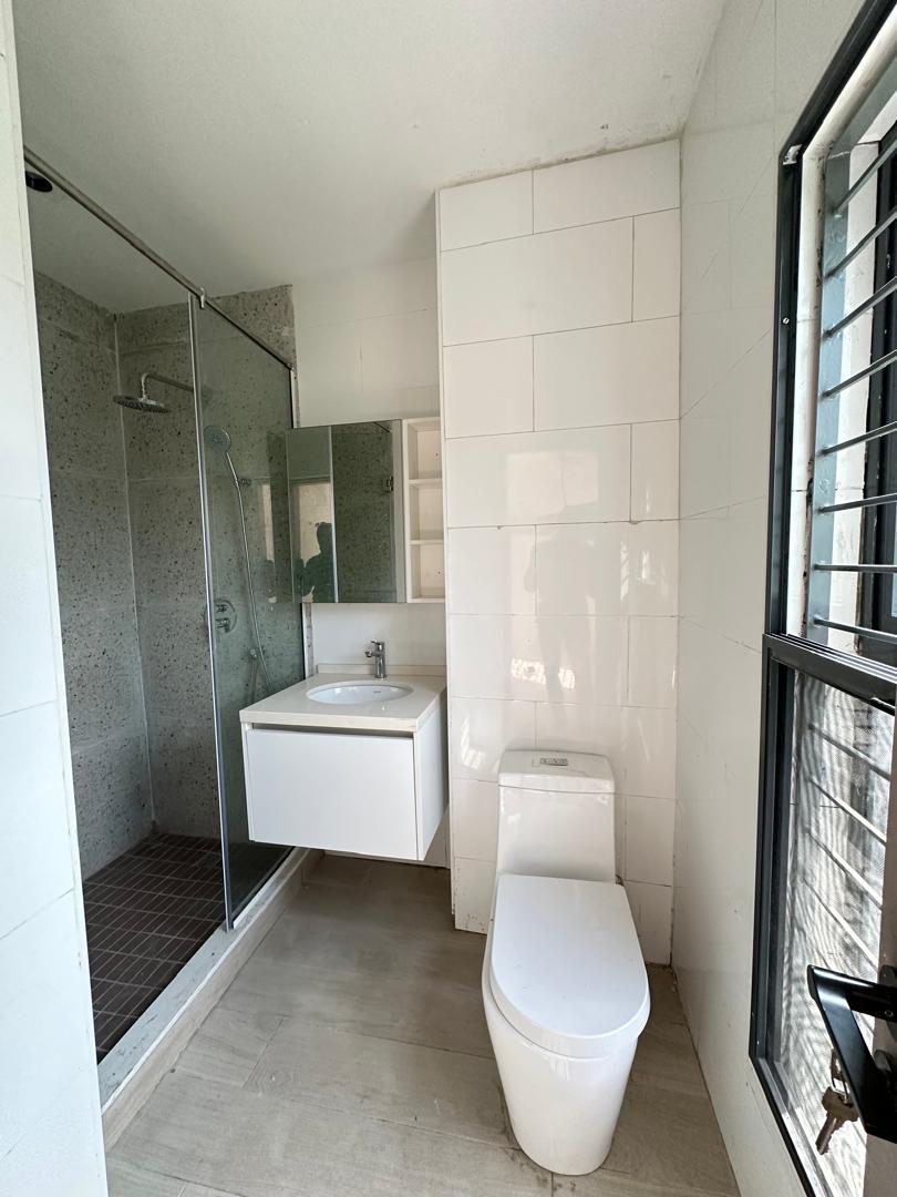 BRAND NEW 1 BED APARTMENT