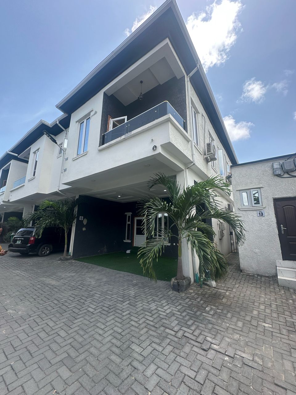 4 BED TERRACE DUPLEX 