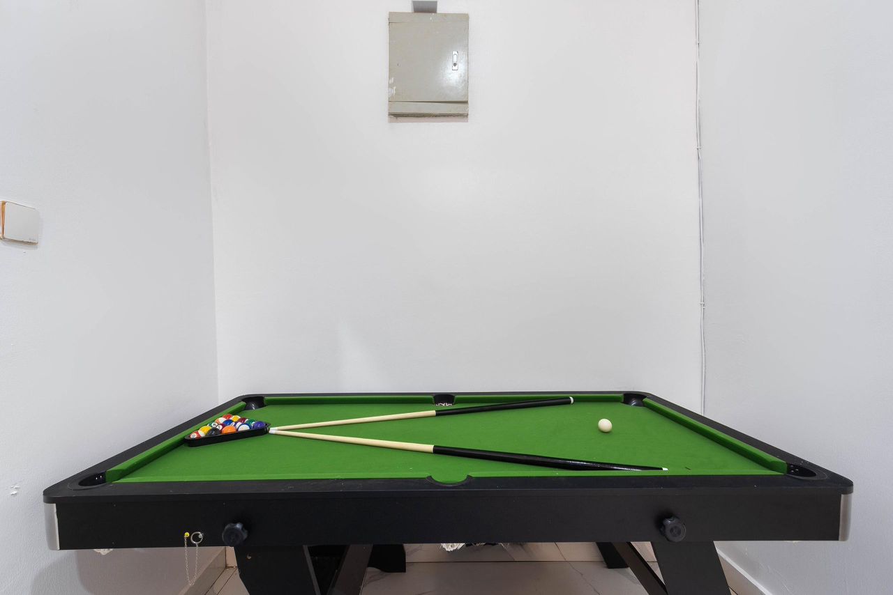 4 BEDROOM APARTMENT