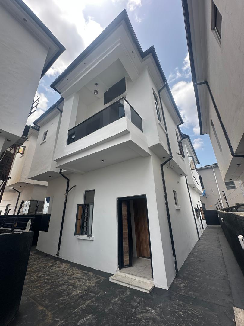  4 BEDROOM DETACHED