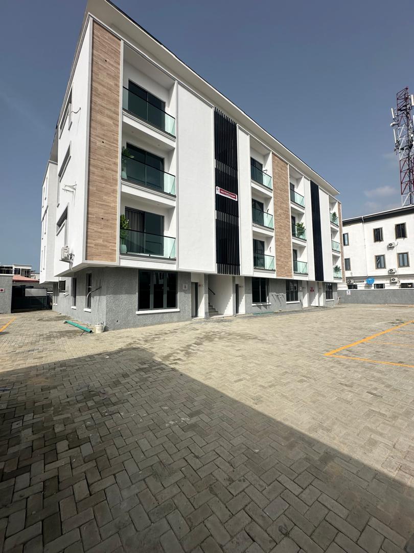 2 BEDROOM APARTMENT 