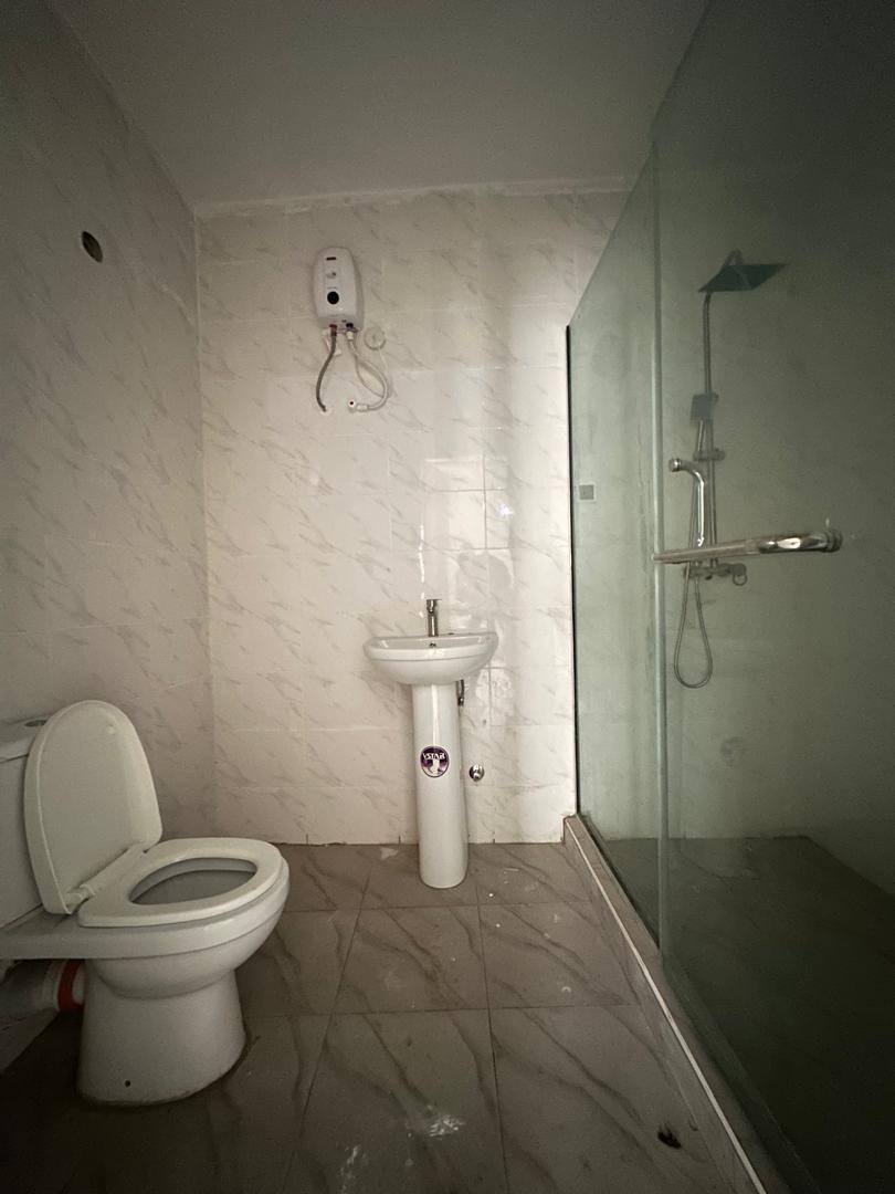 3 BEDROOM APARTMENT 