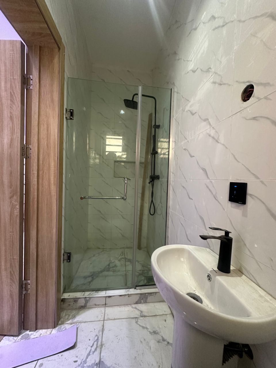 4 BEDROOM TERRACE DUPLEX 