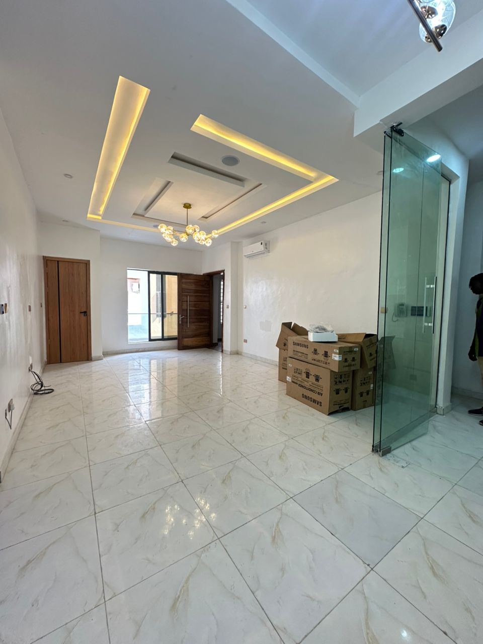 2 BEDROOM SMART APARTMENT 