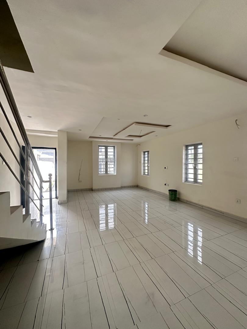 Units of 4 Bedroom Semi Detached Duplex 