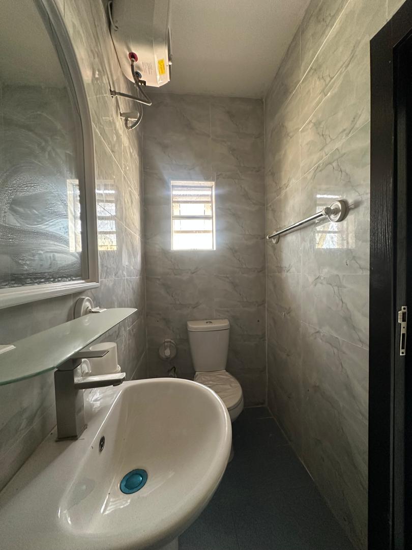 Units of 4 Bedroom Semi Detached Duplex 