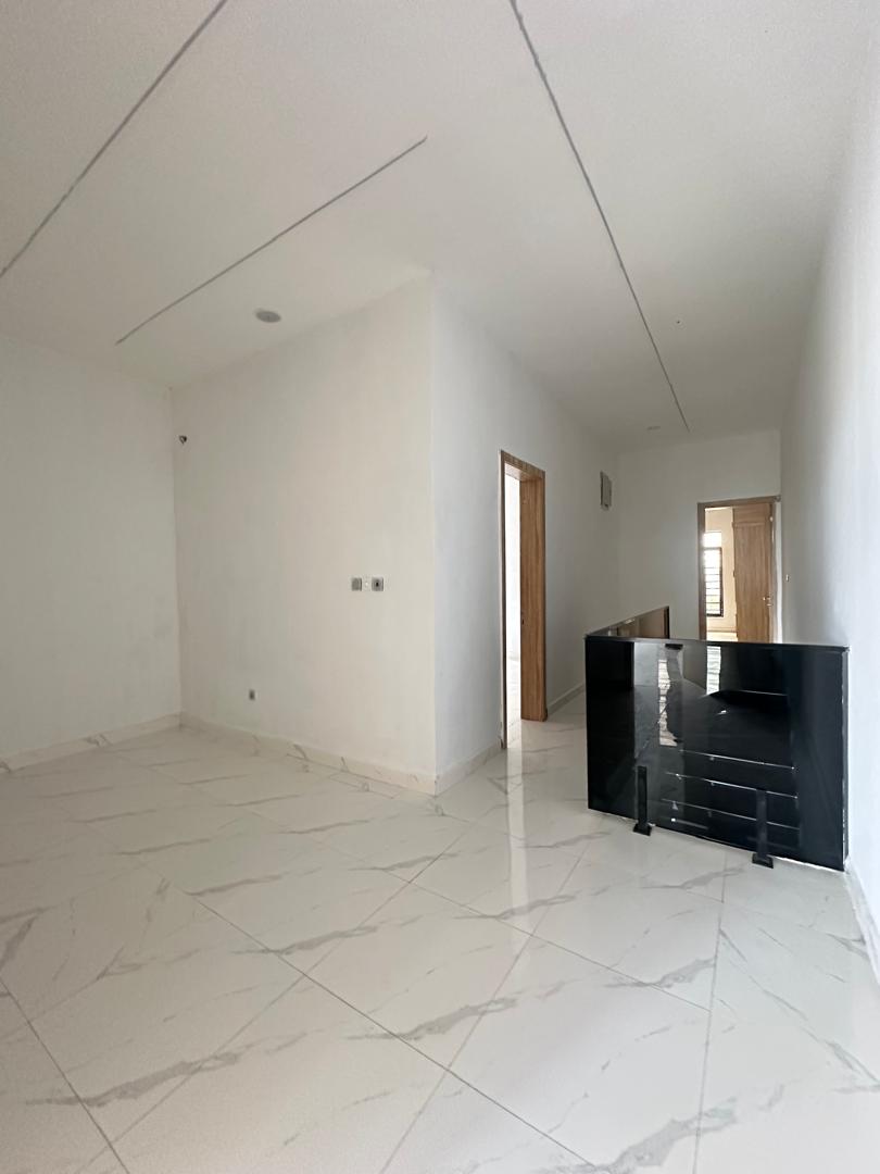 4 Bedroom Detached Duplex 