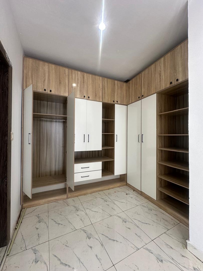 5 Bedroom Detached Duplex 