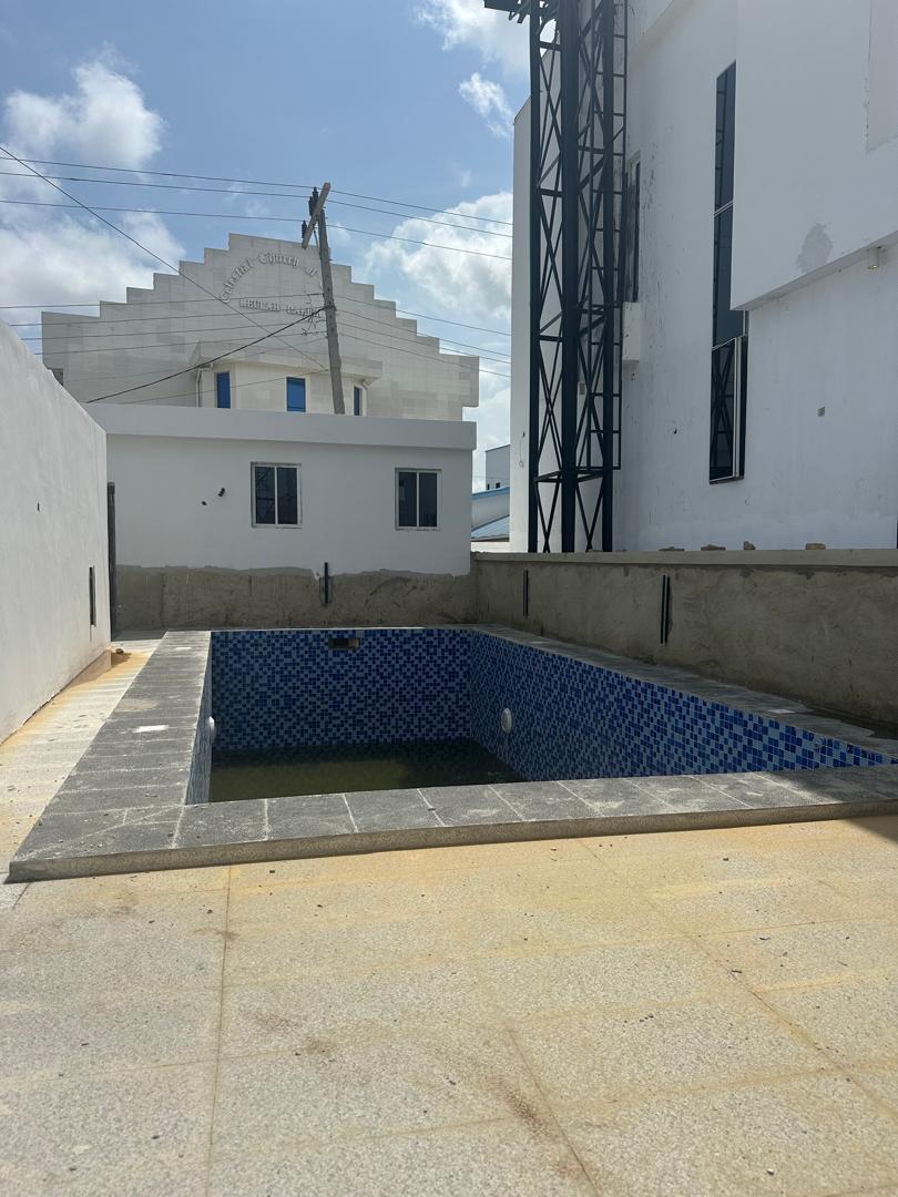 4 BED TERRACE DUPLEX