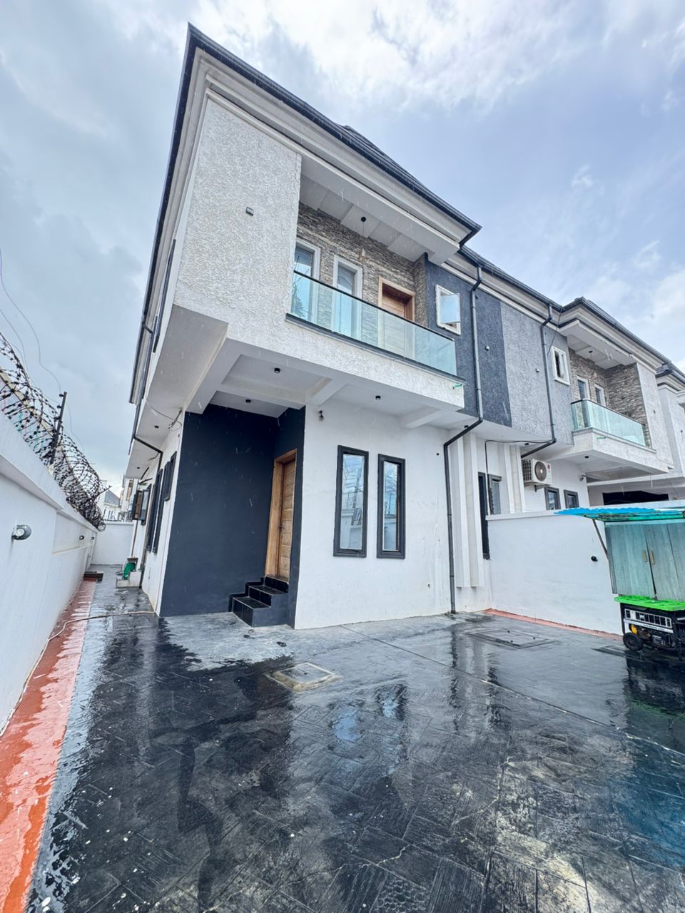 4 Bed Semi Detached Duplex