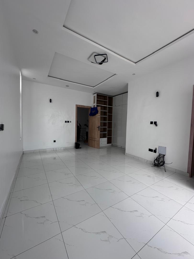 4 Bed Fully Terrace Duplex